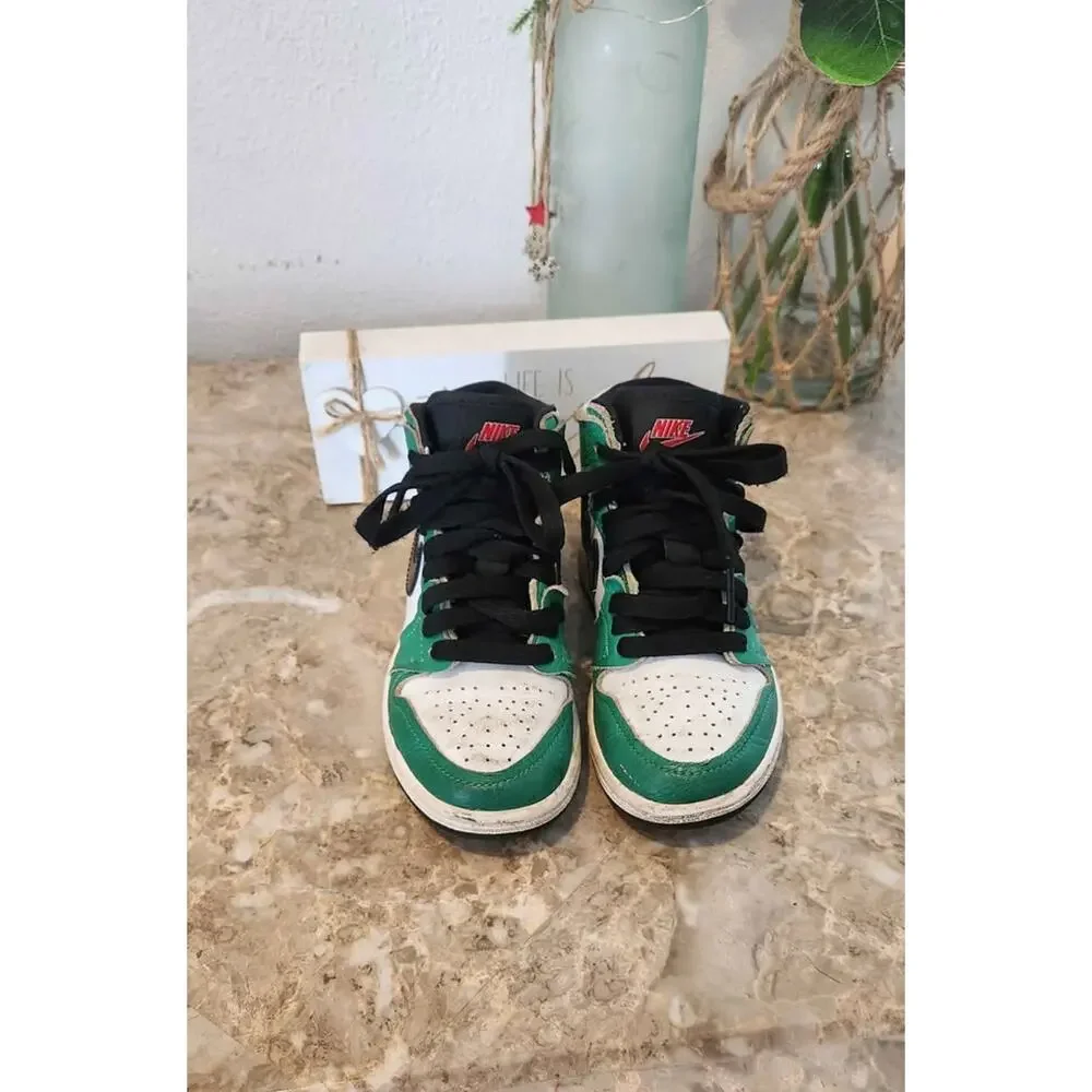 Jordan used nike